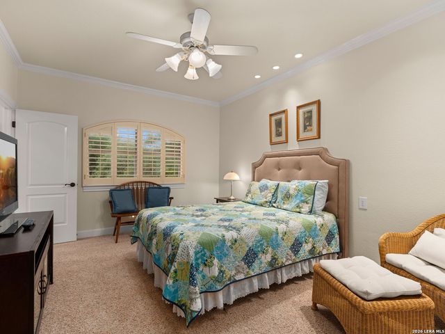 68 ETON GREEN CIR, San Antonio, TX 78257