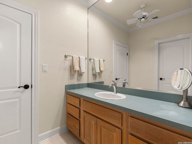 68 ETON GREEN CIR, San Antonio, TX 78257
