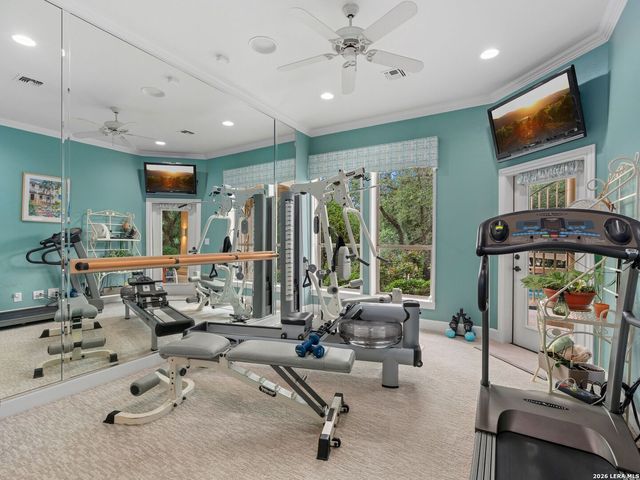 68 ETON GREEN CIR, San Antonio, TX 78257