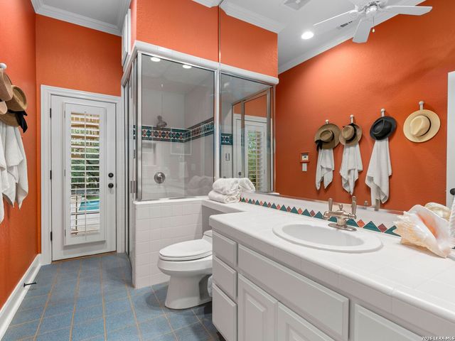 68 ETON GREEN CIR, San Antonio, TX 78257