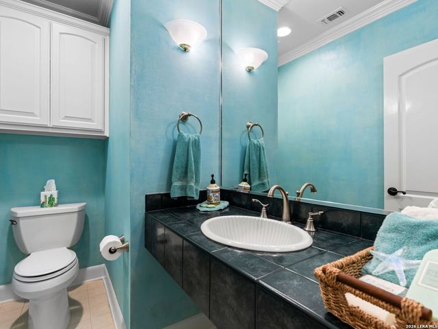 68 ETON GREEN CIR, San Antonio, TX 78257