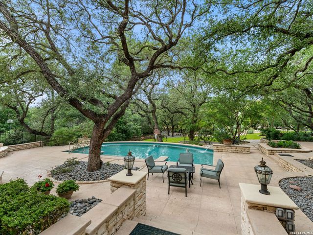 68 ETON GREEN CIR, San Antonio, TX 78257
