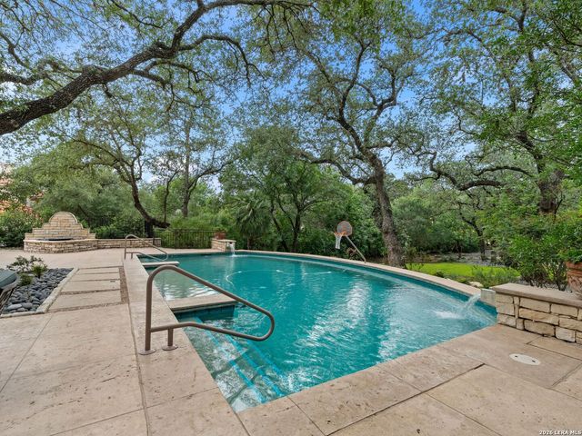 68 ETON GREEN CIR, San Antonio, TX 78257