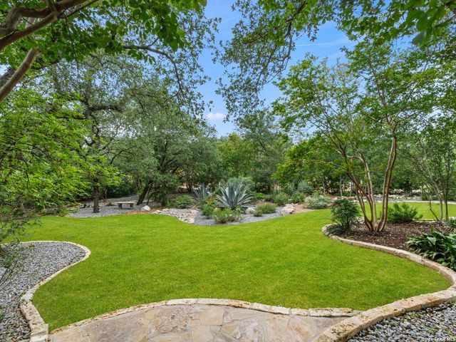 68 ETON GREEN CIR, San Antonio, TX 78257