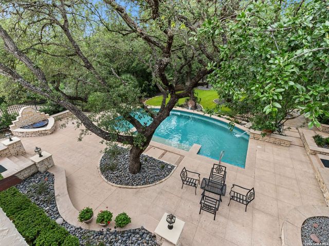68 ETON GREEN CIR, San Antonio, TX 78257