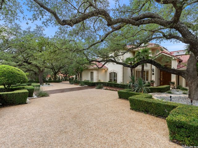 68 ETON GREEN CIR, San Antonio, TX 78257