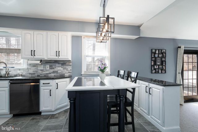 2524 BROOKFIELD ST, Vineland, NJ 08361