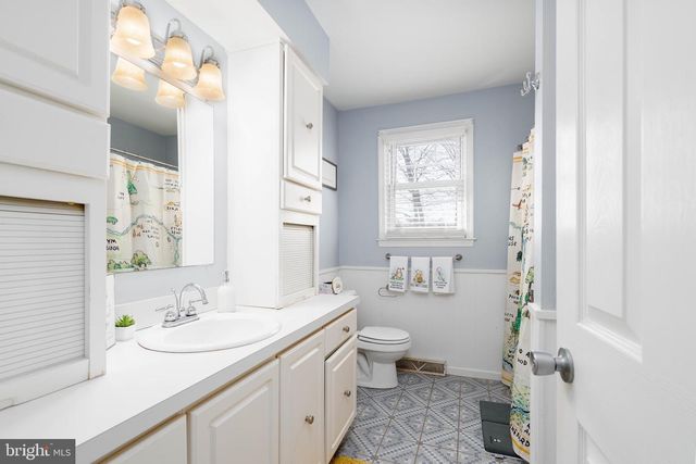 2524 BROOKFIELD ST, Vineland, NJ 08361