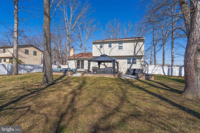 2524 BROOKFIELD ST, Vineland, NJ 08361