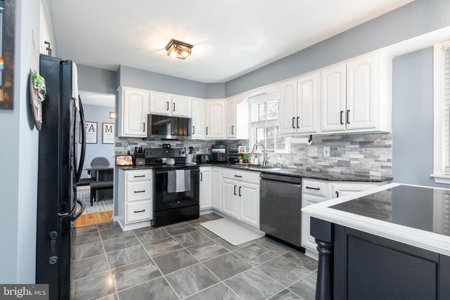 2524 BROOKFIELD ST, Vineland, NJ 08361