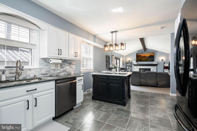 2524 BROOKFIELD ST, Vineland, NJ 08361