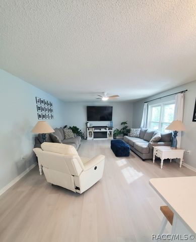 8960 N Athens Drive, Citrus Springs, FL 34433
