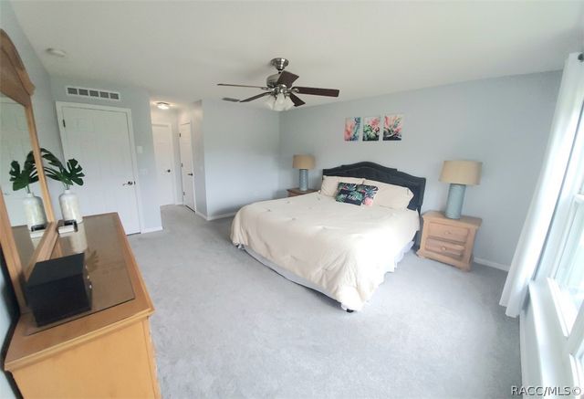 8960 N Athens Drive, Citrus Springs, FL 34433