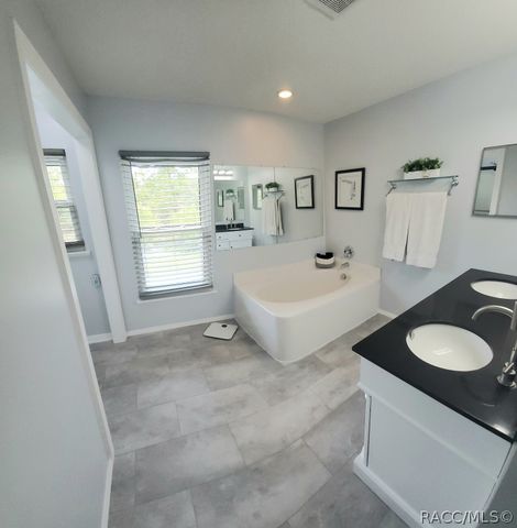 8960 N Athens Drive, Citrus Springs, FL 34433
