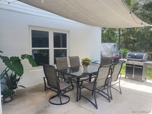 8960 N Athens Drive, Citrus Springs, FL 34433