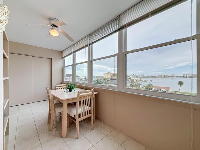 4550 COVE CIRCLE 502, St Petersburg, FL 33708