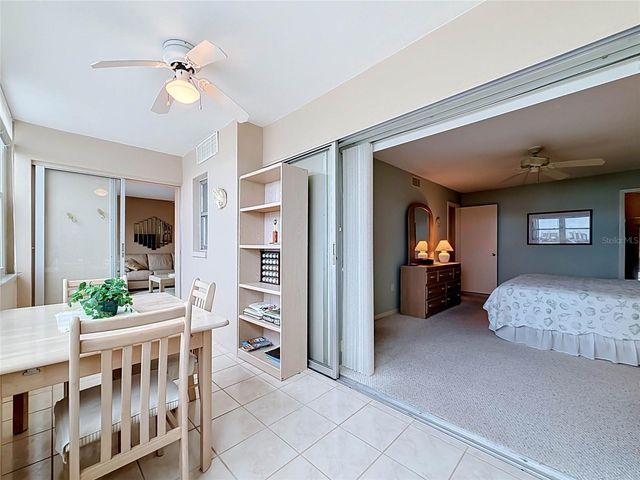 4550 COVE CIRCLE 502, St Petersburg, FL 33708