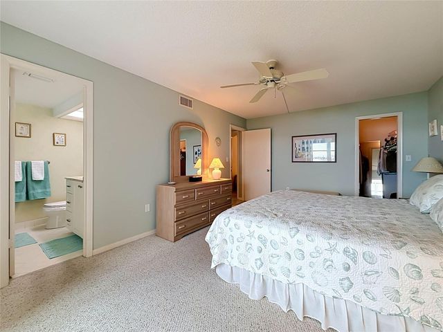 4550 COVE CIRCLE 502, St Petersburg, FL 33708