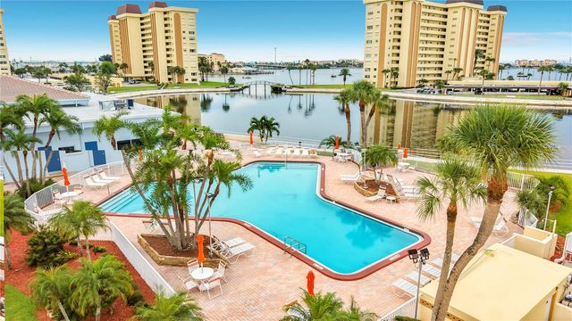 4550 COVE CIRCLE 502, St Petersburg, FL 33708