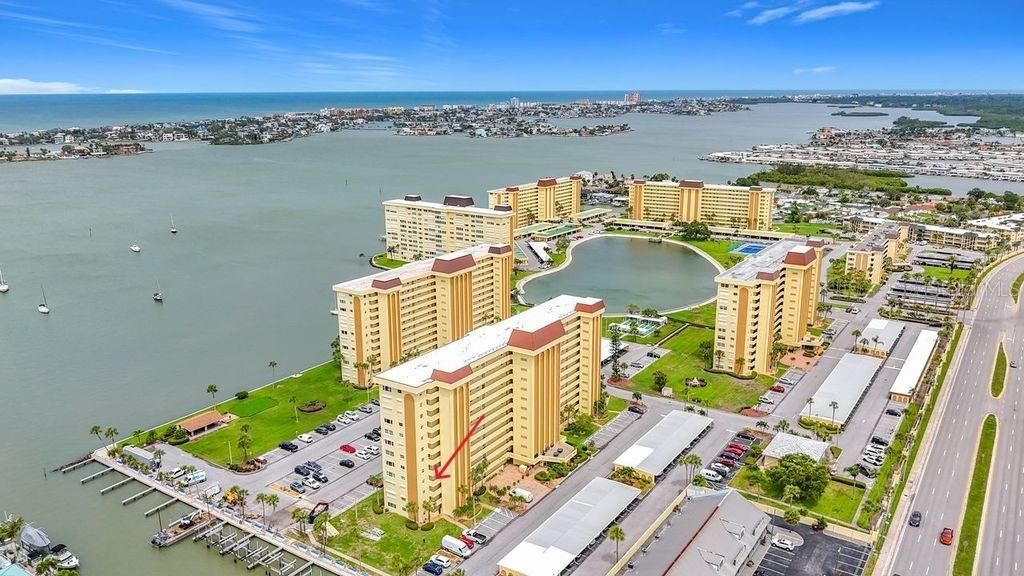 4550 COVE CIRCLE 502, St Petersburg, FL 33708
