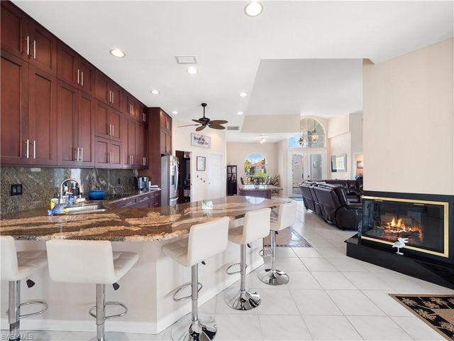 5222 Nautilus DR, Cape Coral, FL 33904