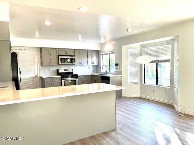 5511 Adelina Court S, Agoura Hills, CA 91301