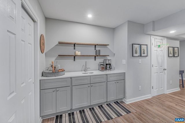 200 IVY RIDGE RD, Charlottesville, VA 22901