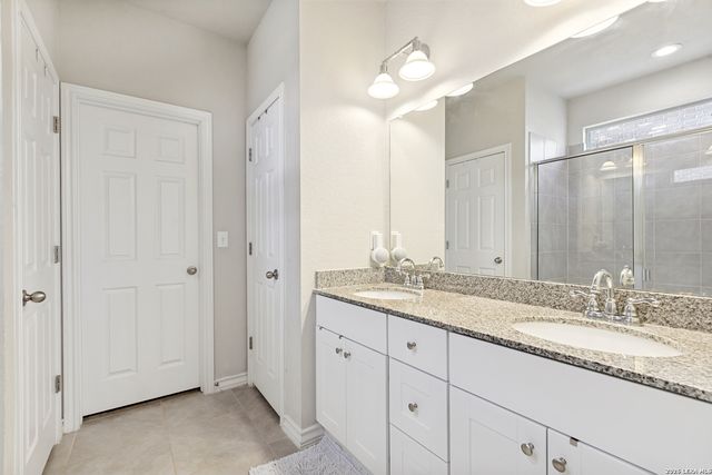 8225 Lajitas Bnd, San Antonio, TX 78254