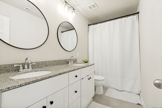 8225 Lajitas Bnd, San Antonio, TX 78254