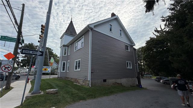 265 Nazareth PIKE, Bethlehem City, PA 18020