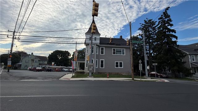 265 Nazareth PIKE, Bethlehem City, PA 18020
