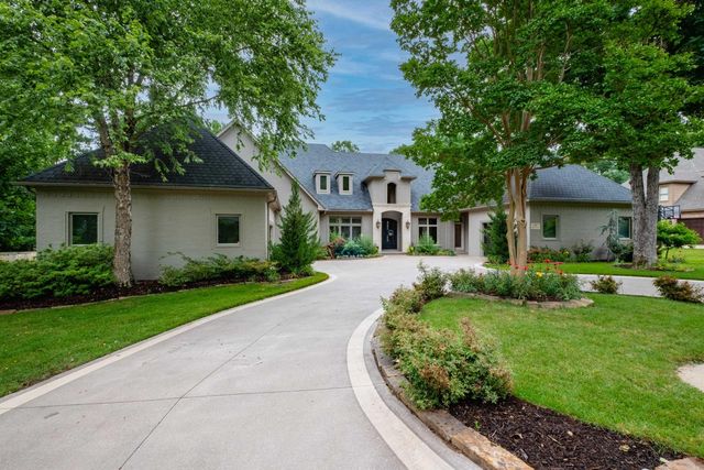 24 Maisons Drive, Little Rock, AR 72223