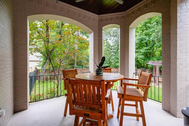 24 Maisons Drive, Little Rock, AR 72223