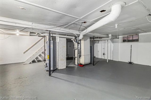 1571 Baldwin Avenue, Pontiac, MI 48340