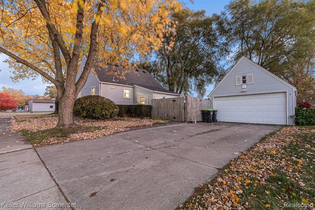 1571 Baldwin Avenue, Pontiac, MI 48340