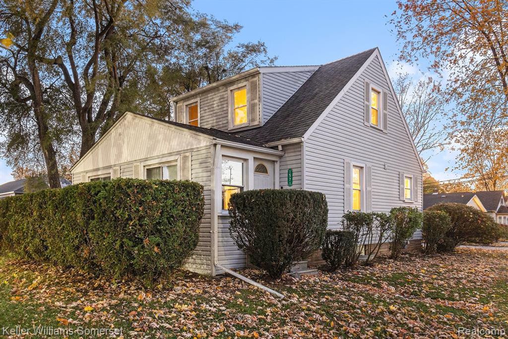 1571 Baldwin Avenue, Pontiac, MI 48340