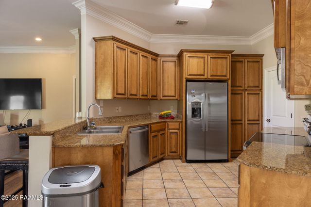 742 Hummingbird Lane, New Iberia, LA 70563