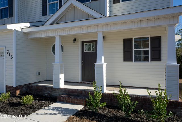 713 Jasmine Lane, Jacksonville, NC 28546