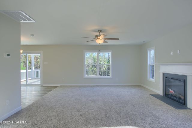 713 Jasmine Lane, Jacksonville, NC 28546