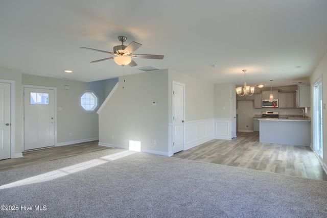 713 Jasmine Lane, Jacksonville, NC 28546