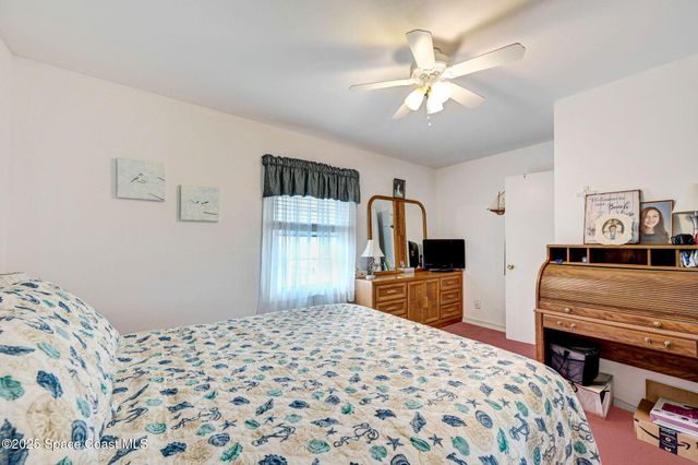 152 E East Colonial Court Court 84, Indian Harbour Beach, FL 32937