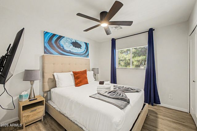 801 E TODD Drive, Tempe, AZ 85283