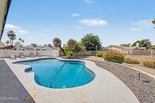 801 E TODD Drive, Tempe, AZ 85283