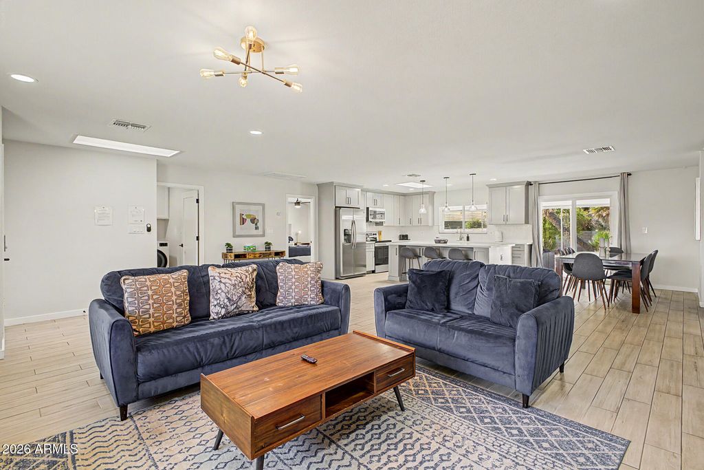 801 E TODD Drive, Tempe, AZ 85283 — photo 4