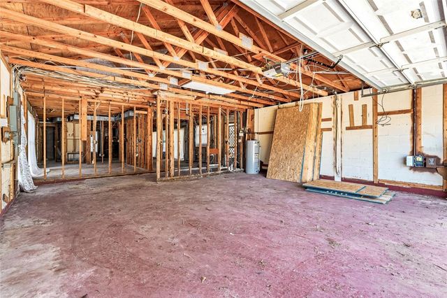 5650 CHURCHILL DOWNS ROAD, Sarasota, FL 34241