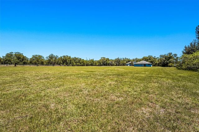 5650 CHURCHILL DOWNS ROAD, Sarasota, FL 34241
