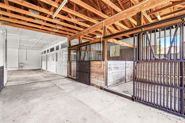 5650 CHURCHILL DOWNS ROAD, Sarasota, FL 34241