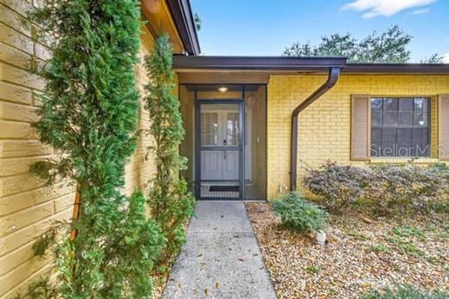 4601 HUNTSMAN COURT, Tampa, FL 33624