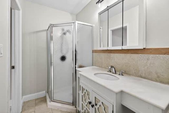 4601 HUNTSMAN COURT, Tampa, FL 33624