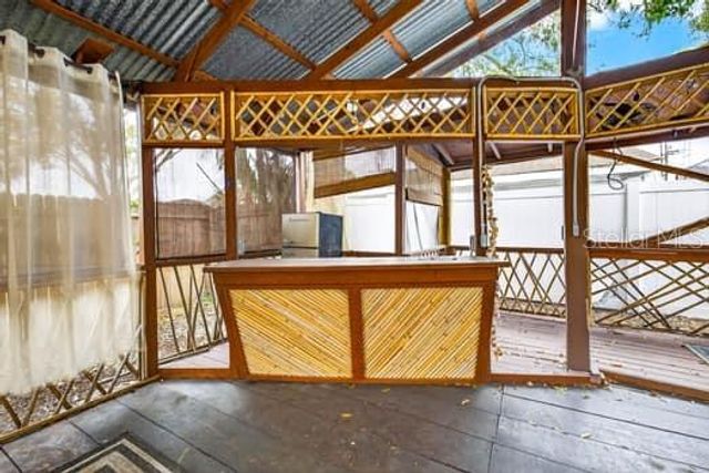 4601 HUNTSMAN COURT, Tampa, FL 33624